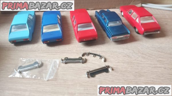 Autíčka na opravu 4x Tatra 613 – fotografie 5