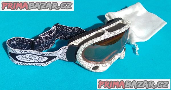 Oakley lyžařské brýle – fotografie 1