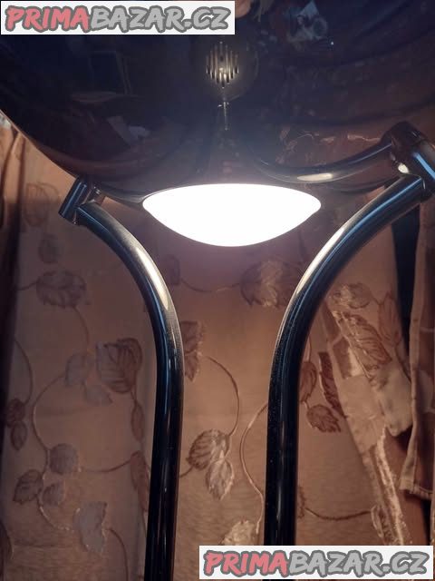 Moderní stojací lampa – fotografie 2
