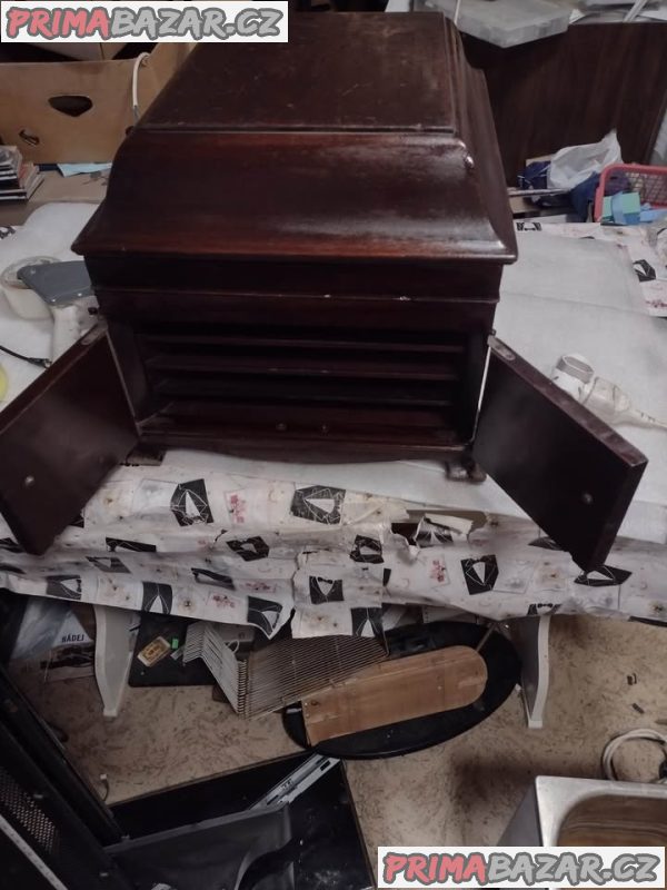 Vzácný starožitný Americký originální gramofon Victrola – fotografie 1