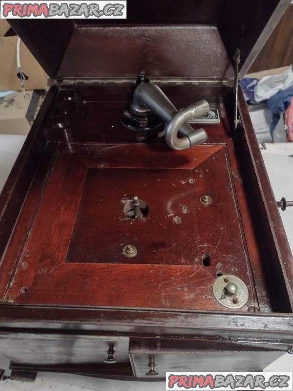 Vzácný starožitný Americký originální gramofon Victrola – fotografie 3