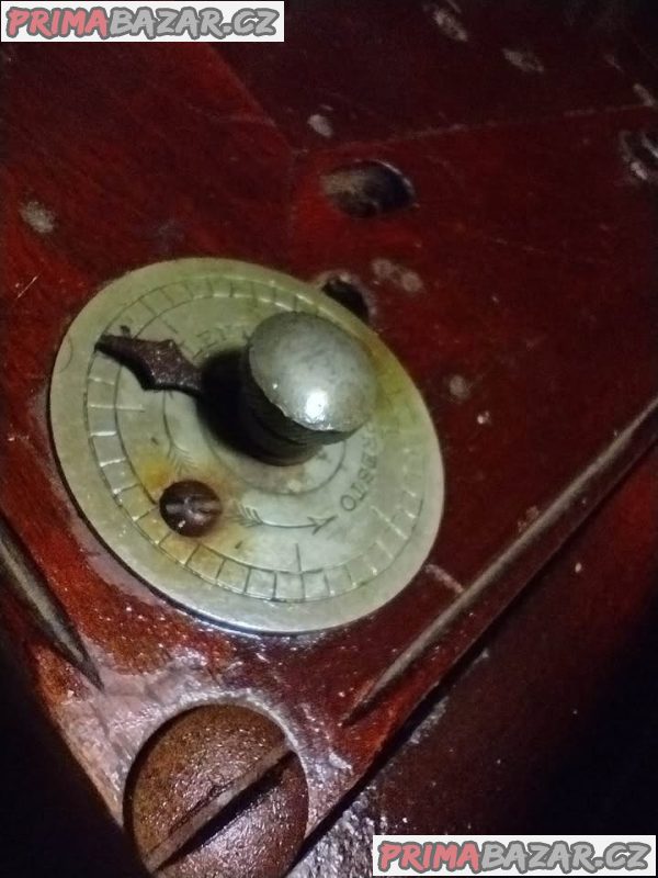 Vzácný starožitný Americký originální gramofon Victrola – fotografie 4