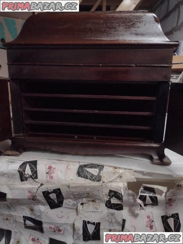 Vzácný starožitný Americký originální gramofon Victrola – fotografie 9