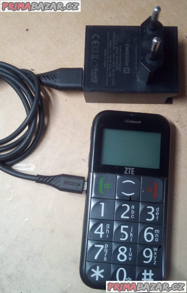 Telefon Aligator A321 a telefon ZTE GS202 – fotografie 6