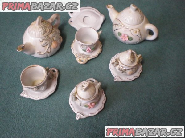 PORCELÁNOVÝ SET – fotografie 1