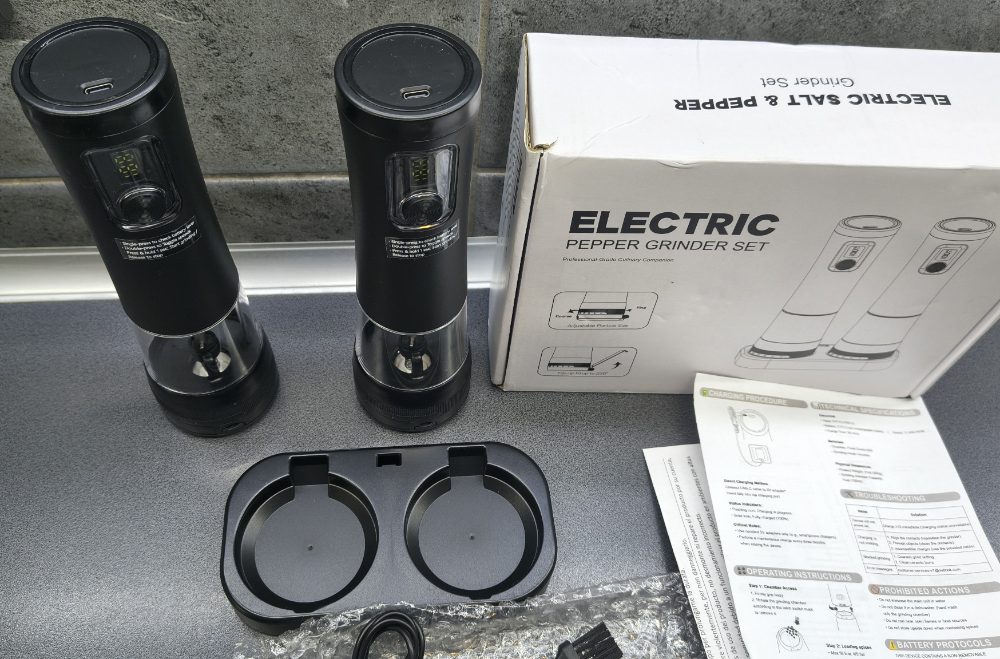 Elektrický mlýnek na sůl a pepř – fotografie 4