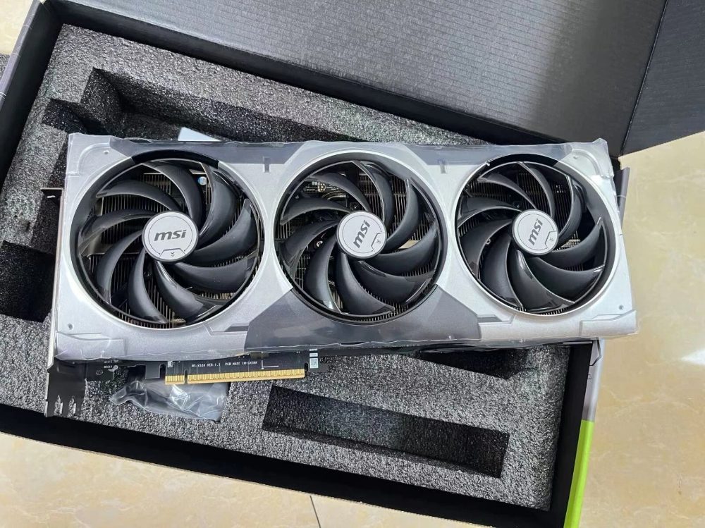 GeForce RTX 5090 Graphics Cards RTX 4090 – fotografie 1