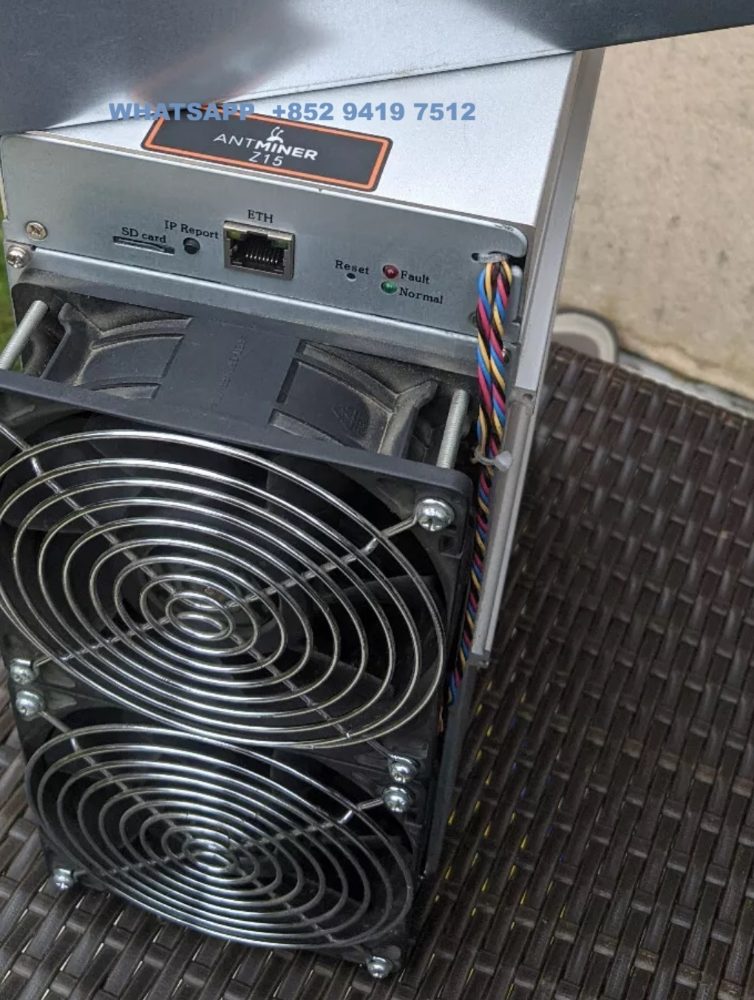Canaan Avalon Q 90Th/s 1674W Bitcoin Miner – fotografie 3