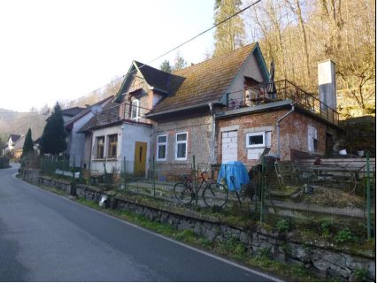 RD Chocerady, zast. pl. 395 m2, zahrada o vým. 197 m2 – fotografie 1