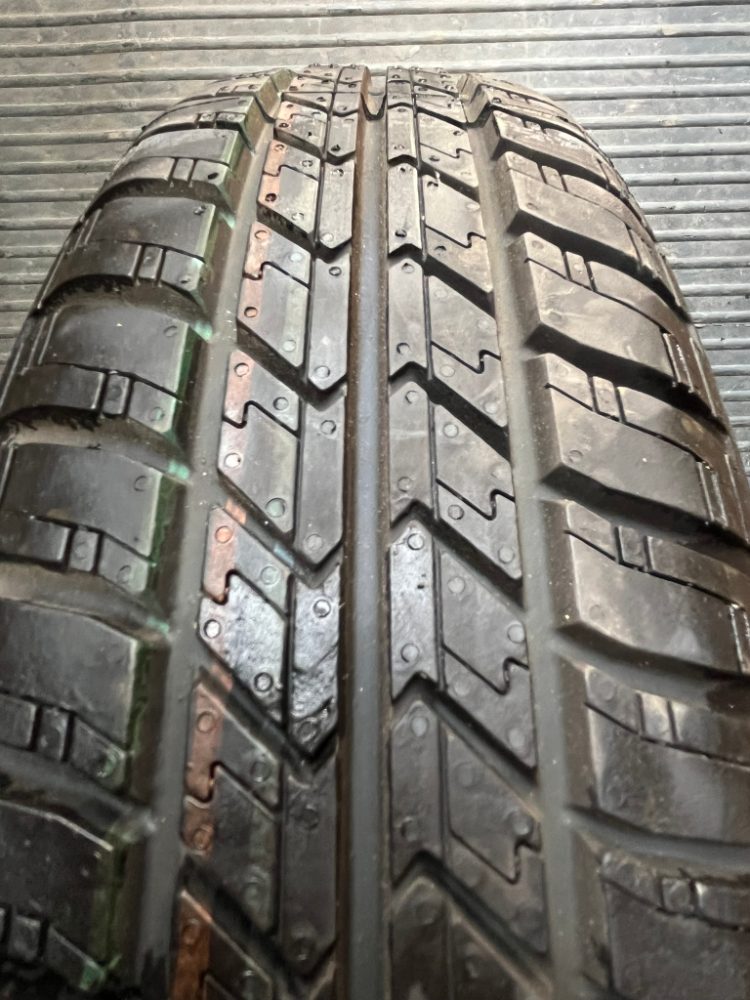 Pneu 165/70 R14, kusové, do rezervy (Fabia atd) – fotografie 3