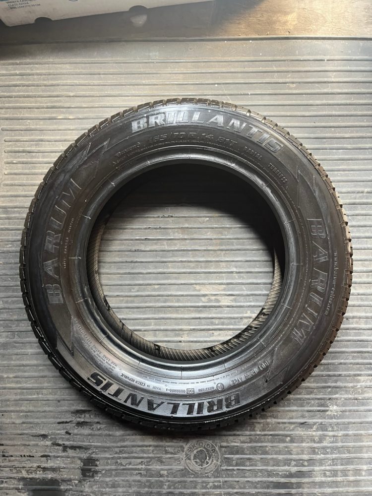Pneu 165/70 R14, kusové, do rezervy (Fabia atd) – fotografie 4