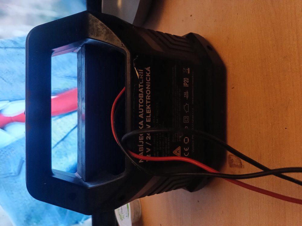 autonabijecka – fotografie 1
