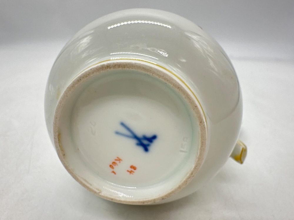 Míšeň, porcelánová mléčenka – fotografie 4
