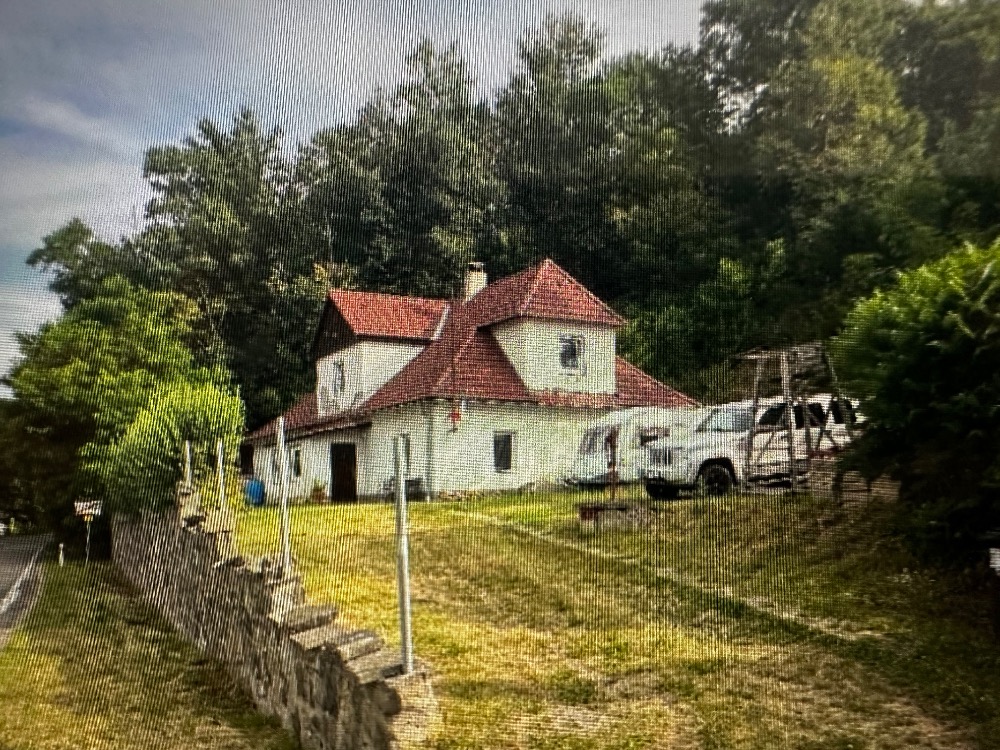 RD Neveklov, 5+1, podl. pl. 160 m2, poz. o vým. 838 m2 – fotografie 1
