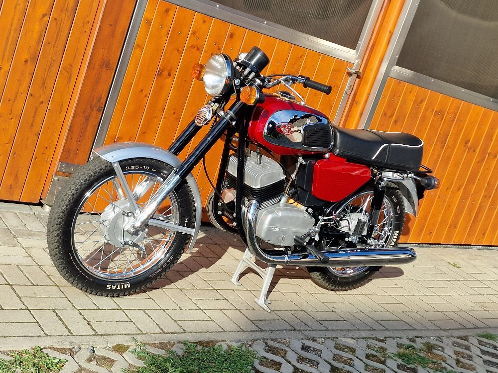 JAWA 350 typ 634-4 po Renovaci – fotografie 1