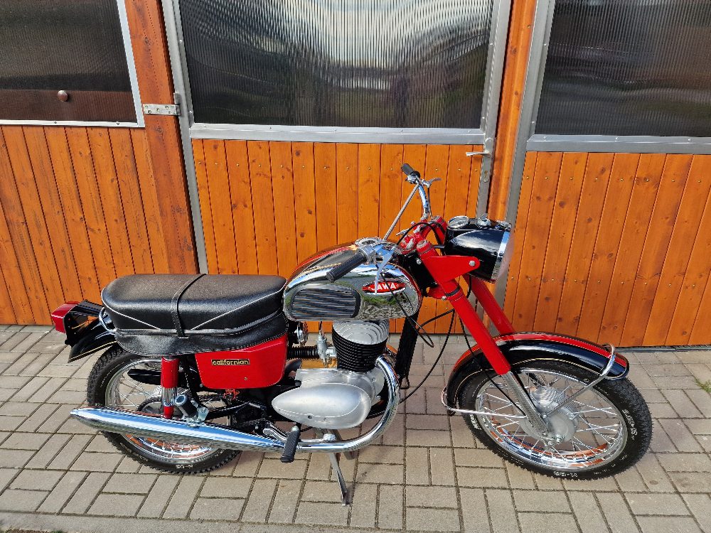 Jawa 250-590/05 Po Renovaci – fotografie 3